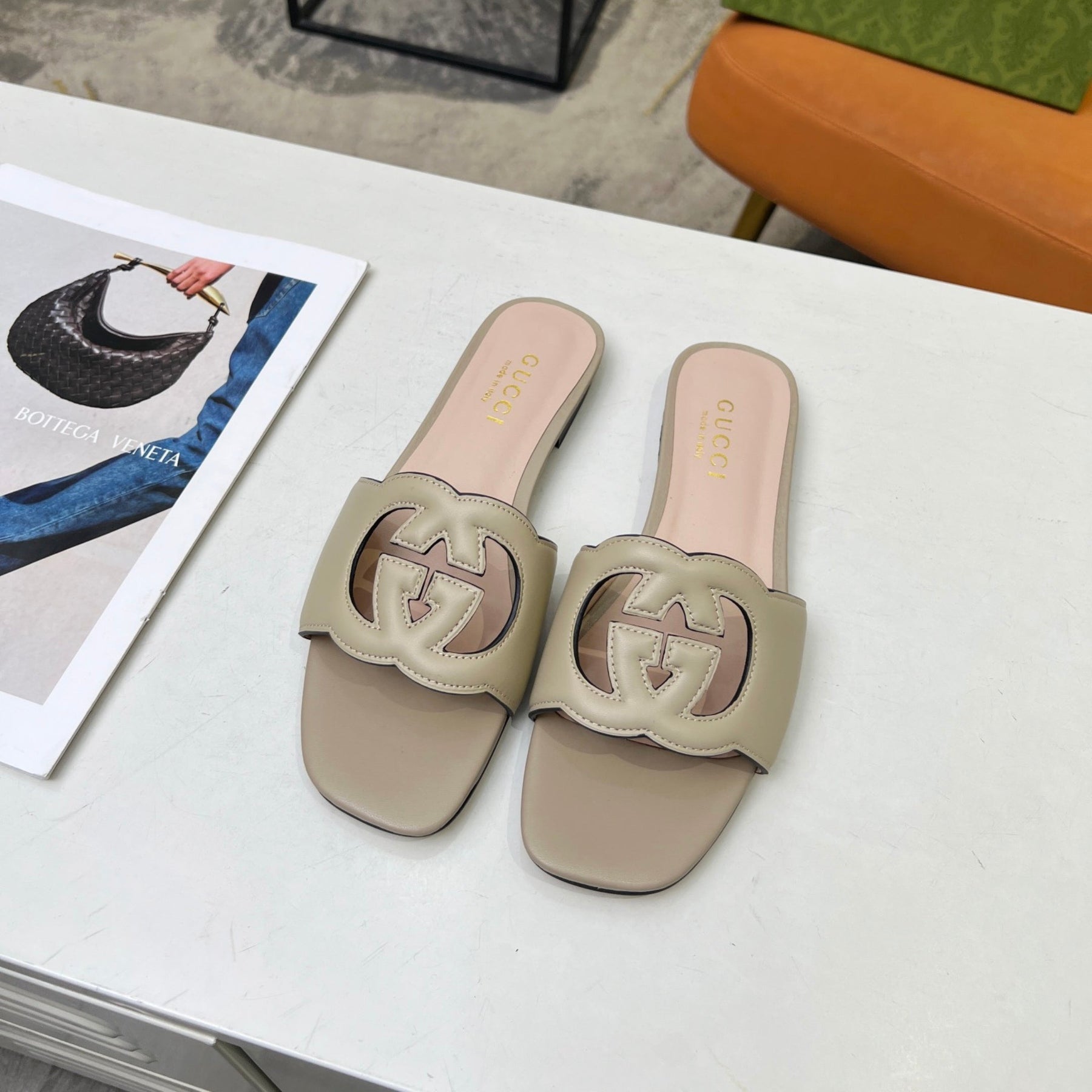 GG Leather Sandal with Beige GG Interlocking