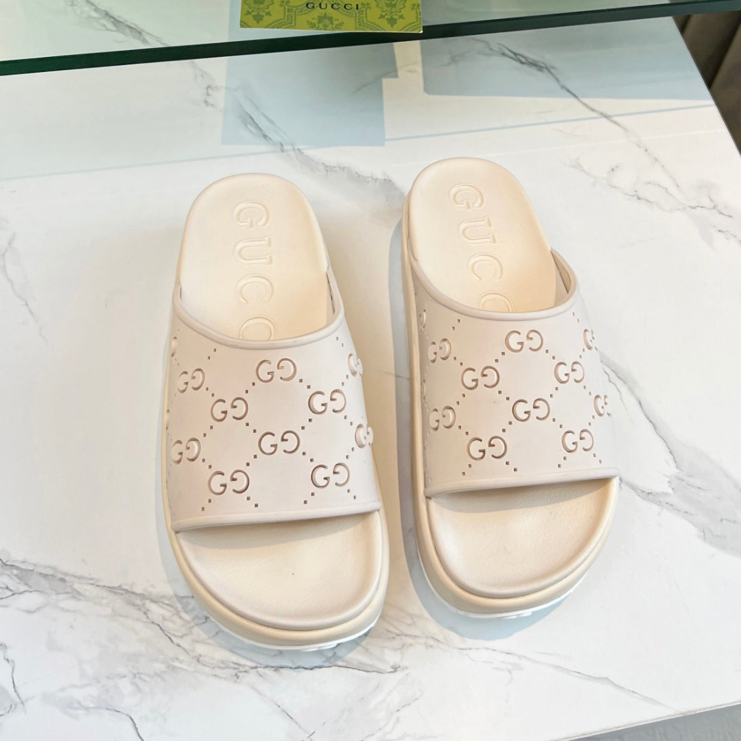 Slide Flip Flop GG Pink Canvas Details