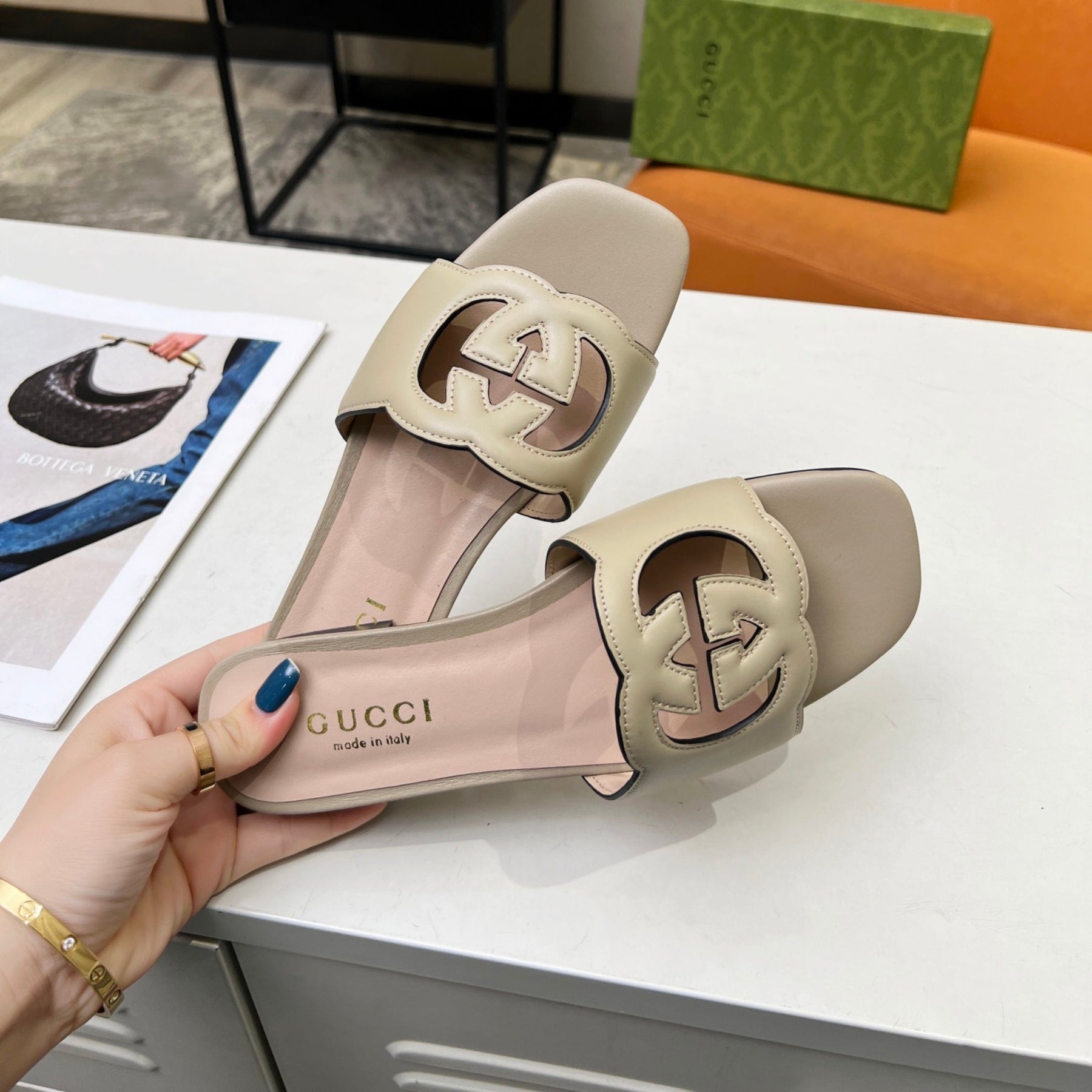 GG Leather Sandal with Beige GG Interlocking