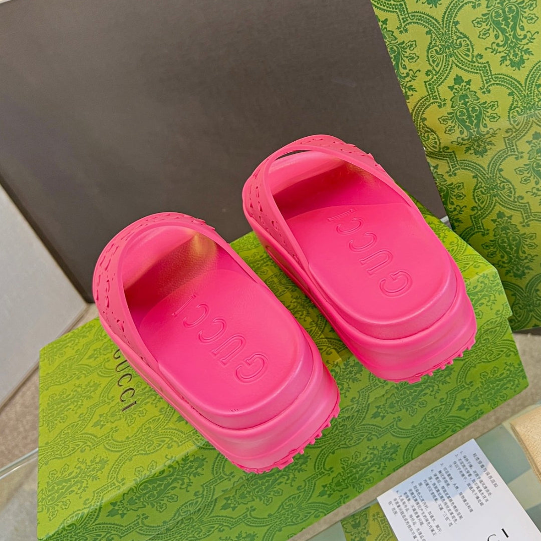 GG Pink Canvas Slide Flip Flops Details