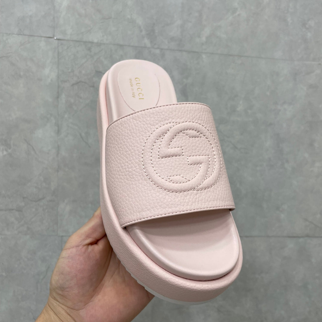 Sandália GG Plataforma Slider Couro Rosa interlocking