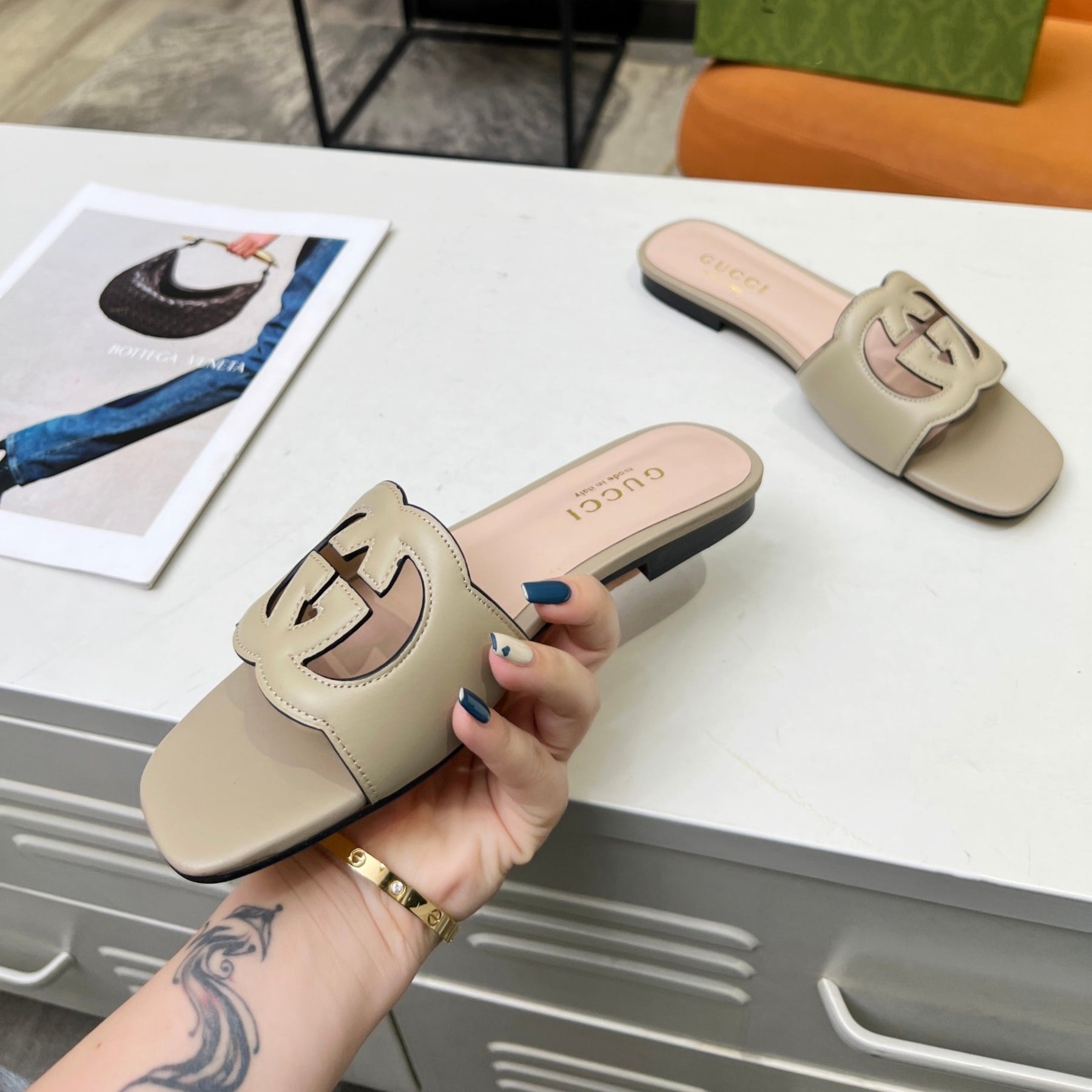 GG Leather Sandal with Beige GG Interlocking