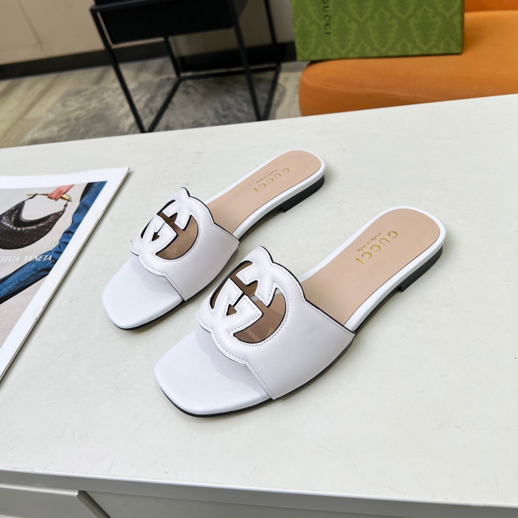 GG Leather Sandal with GG Interlocking in White