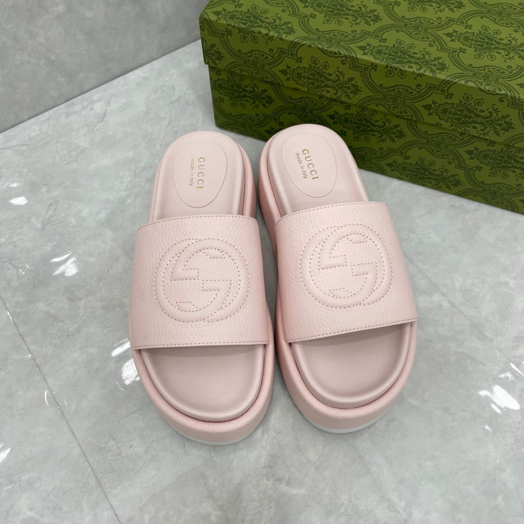 Sandália GG Plataforma Slider Couro Rosa interlocking