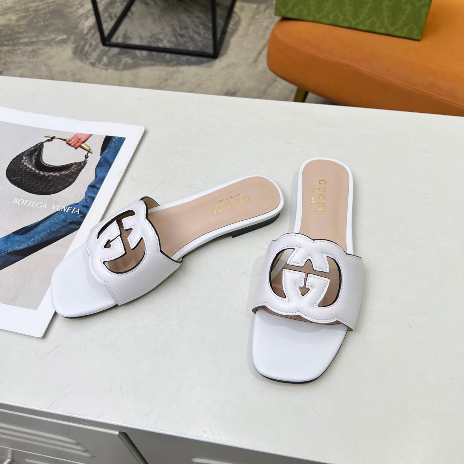 GG Leather Sandal with GG Interlocking in White