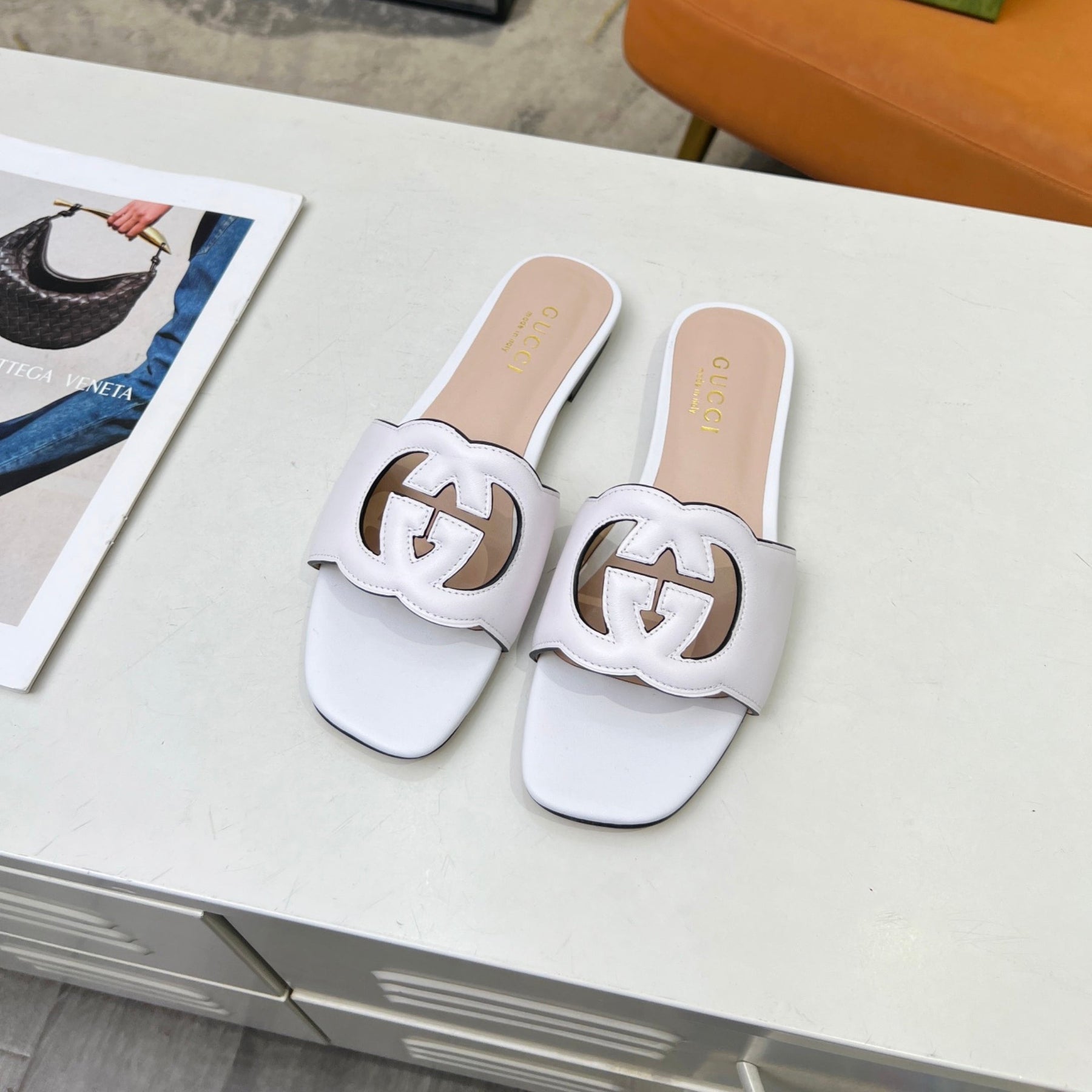 GG Leather Sandal with GG Interlocking in White