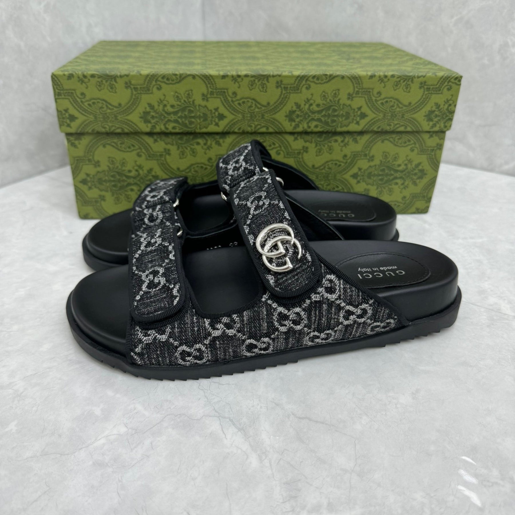 GG Slider Sandal with Double in black with gray details