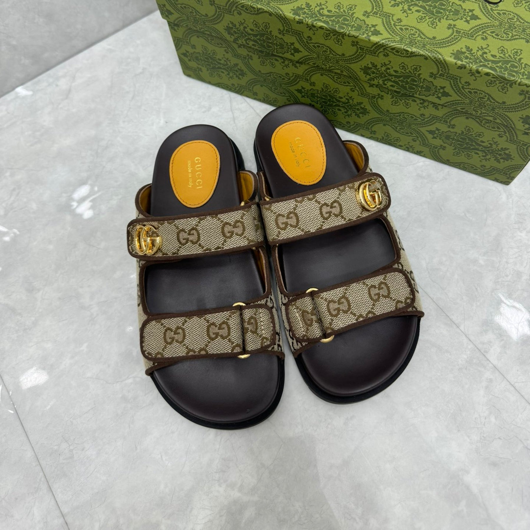 Sandália GG Slider com Double Bege com preto