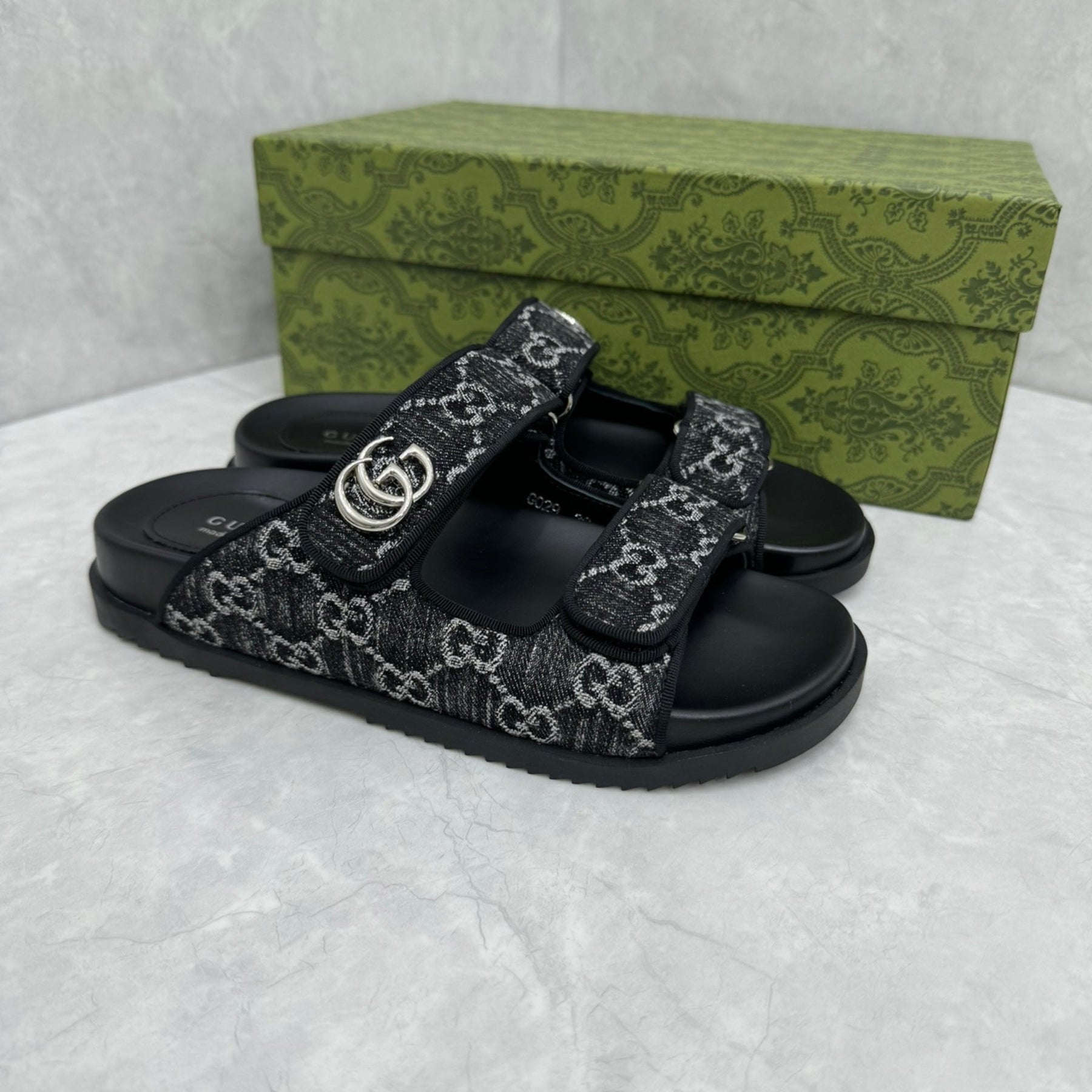 GG Slider Sandal with Double in black with gray details
