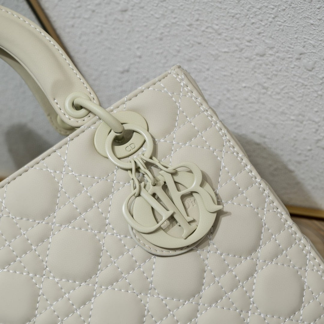 Dio Lady My ABCDio Small Off White Matte 24cm Bag