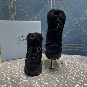 PRD Apres Black Boots with Fur