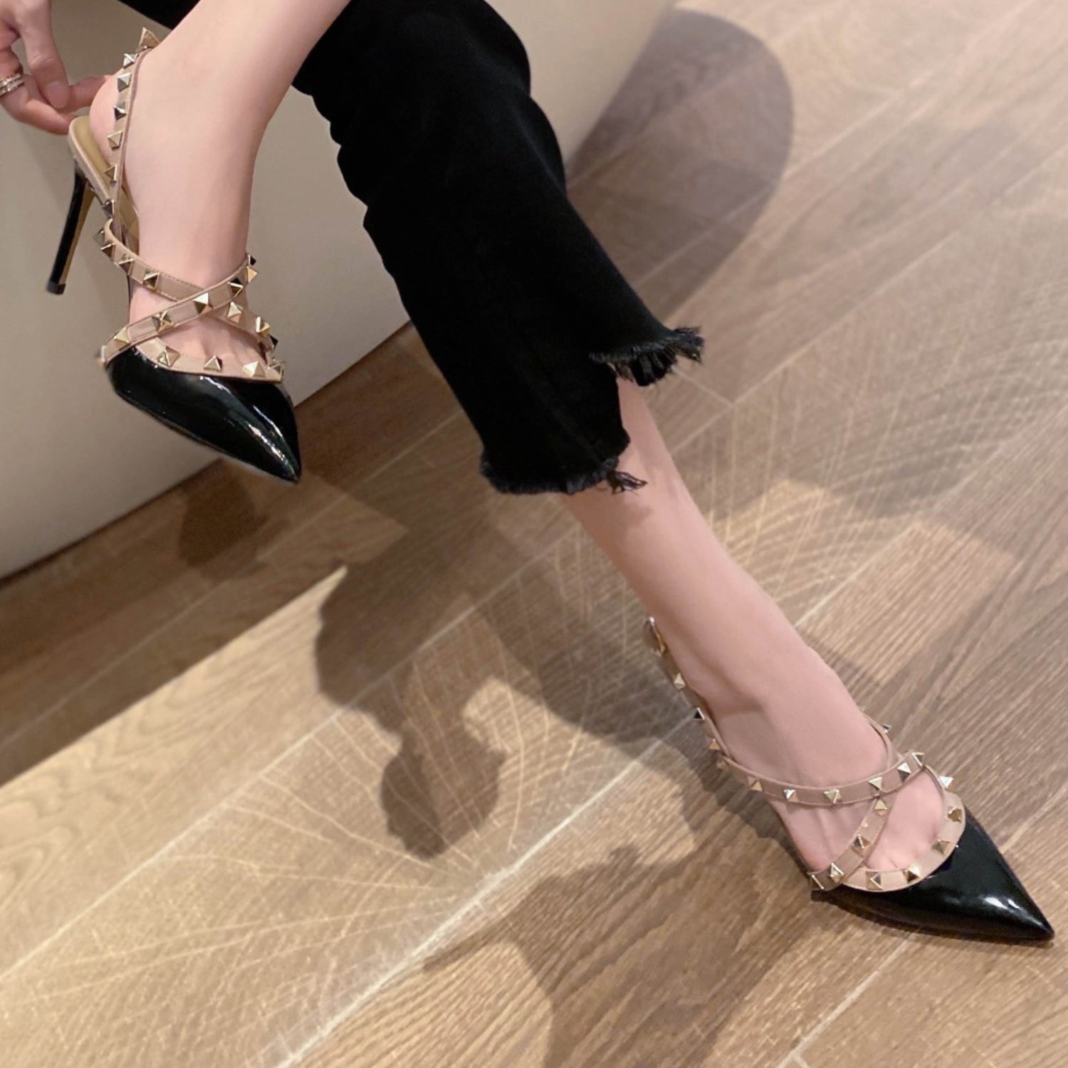 VLT Black Leather Pumps with Upper Details, 9cm Heel