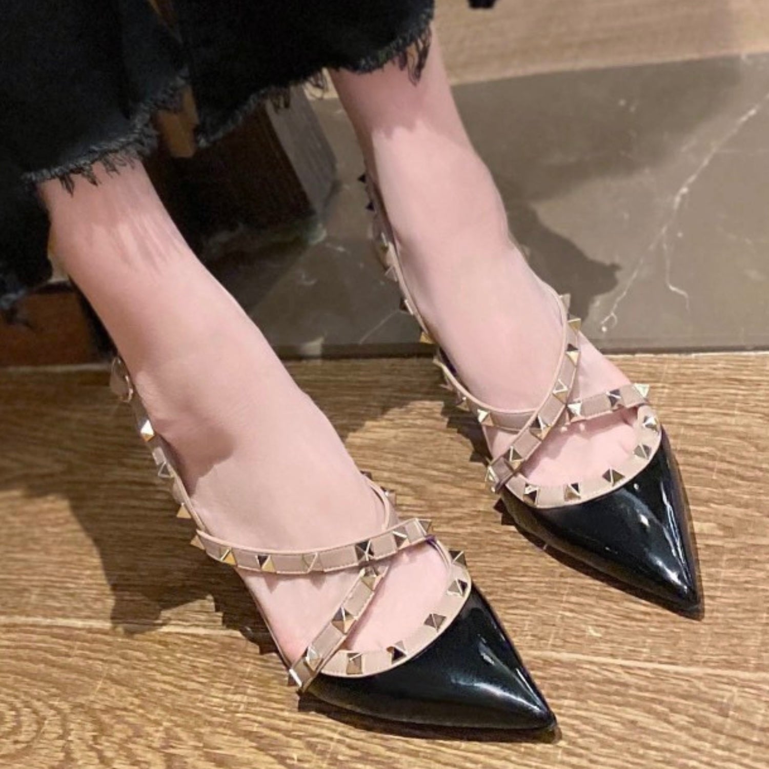 VLT Black Leather Pumps with Upper Details, 9cm Heel