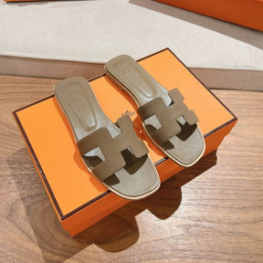 HRMS Oran Light Brown Sandal