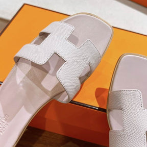 HRMS Oran Off White Sandal