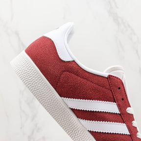 Red and White Gazelle Tennis Ads