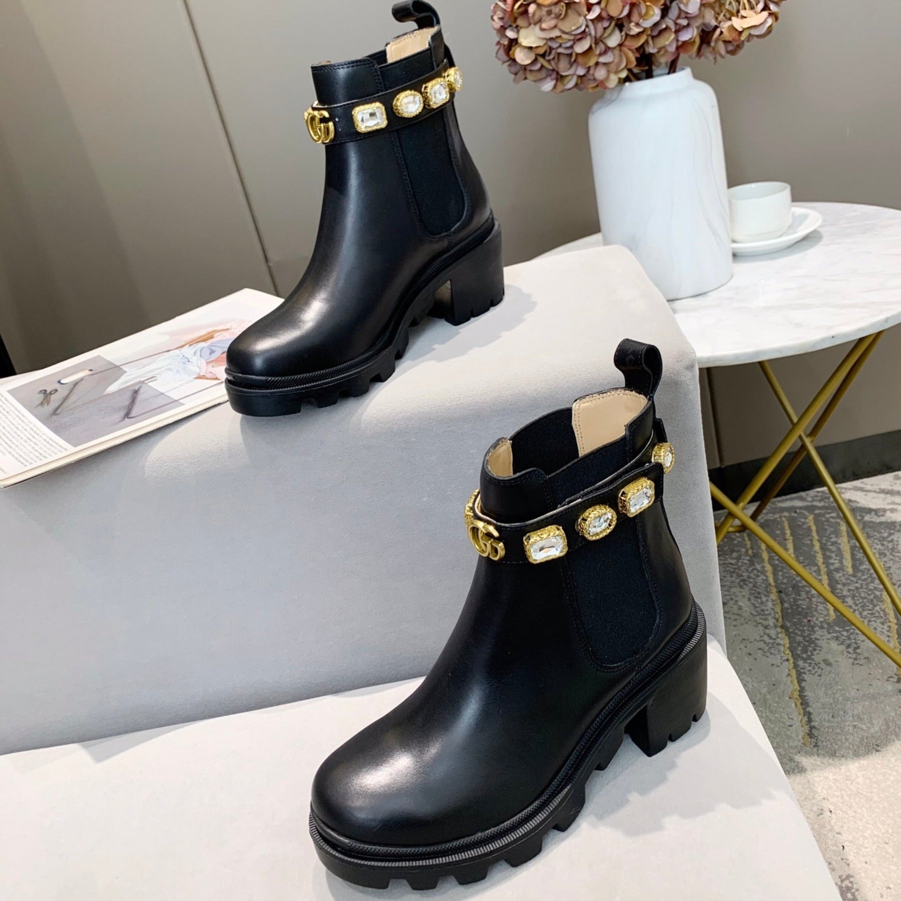 GG Ankle boot with stones and 60mm heel