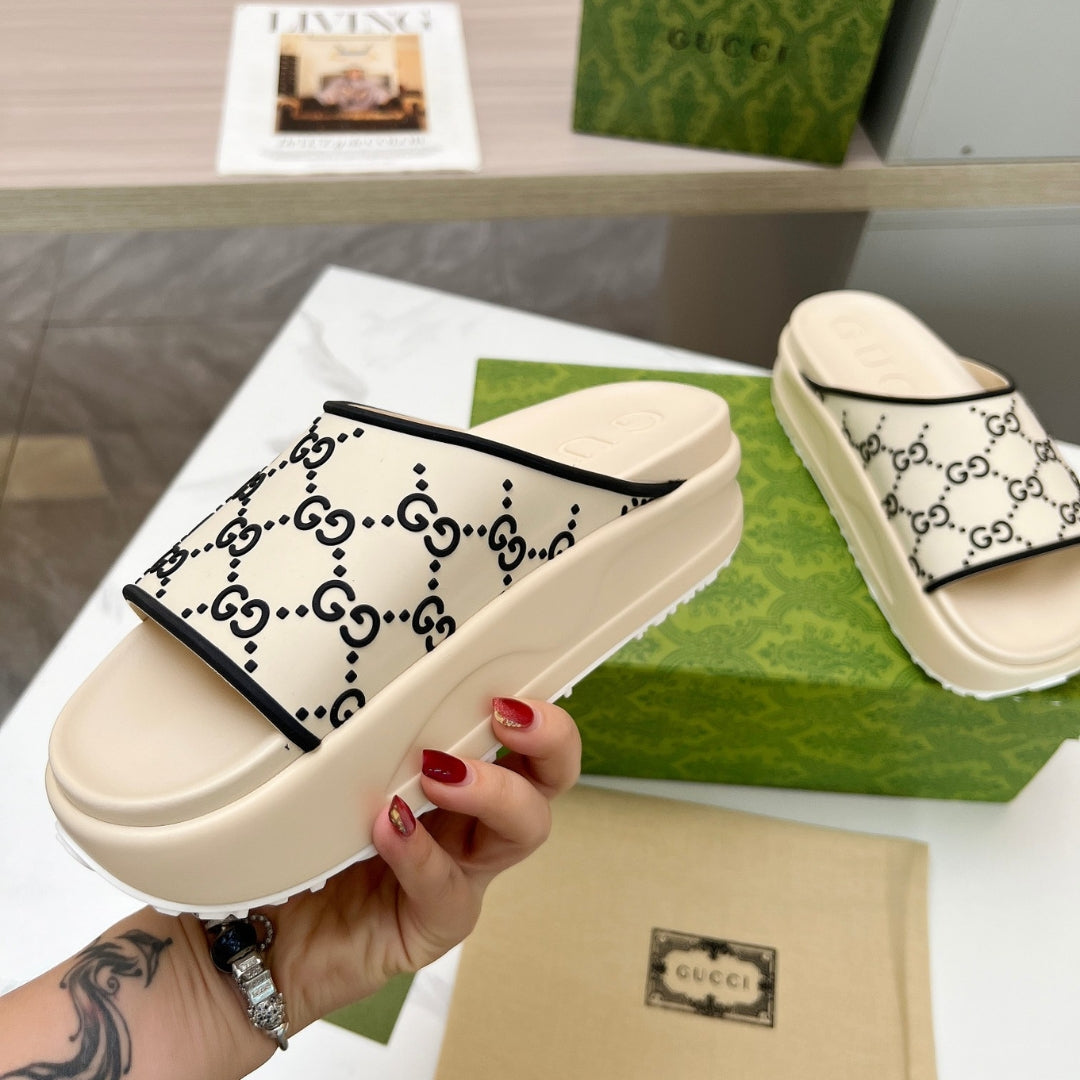 GG Beige Canvas Black Slide Flip Flops Details
