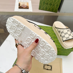 GG Beige Canvas Black Slide Flip Flops Details