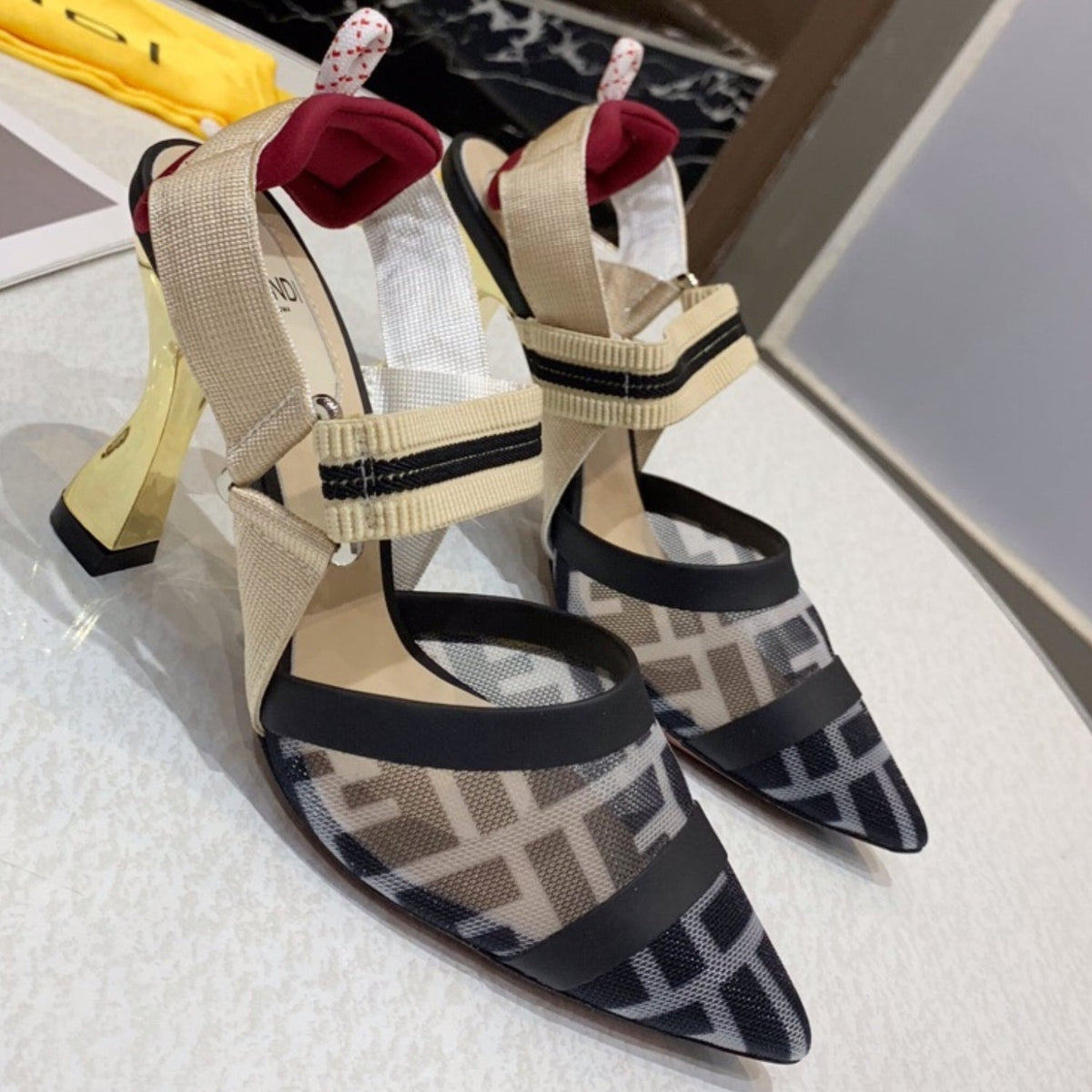 FND Black and Beige Pumps with Canvas Leather and 9.5cm Gold Heel