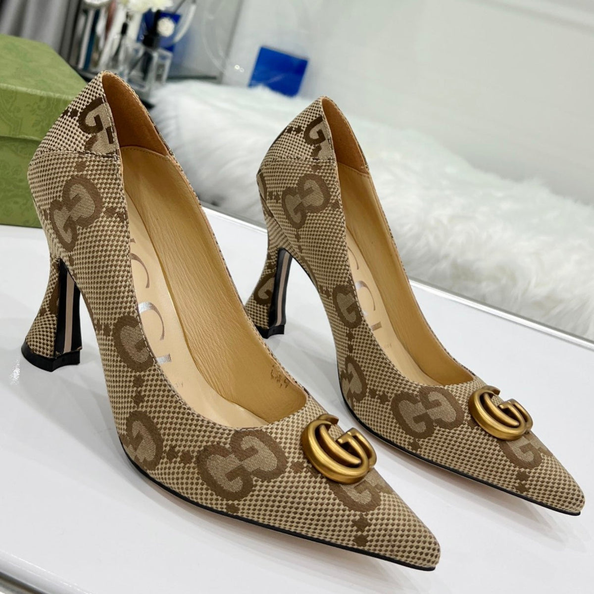 Beige and Canvas GG Pumps with Logo, 7.5cm Heel