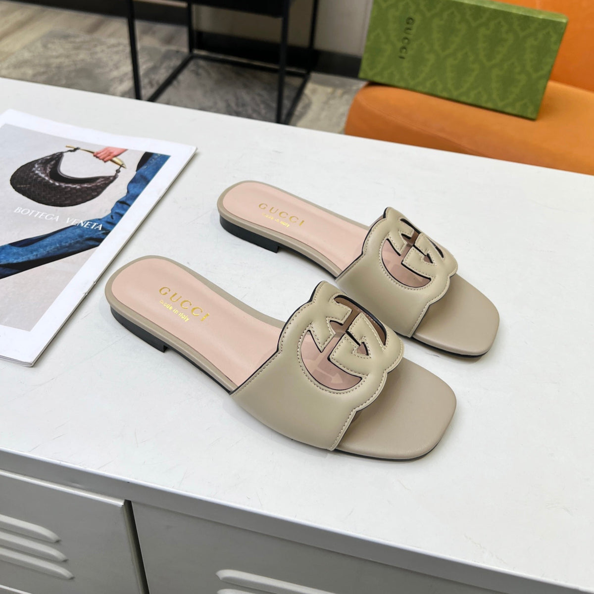 GG Leather Sandal with Beige GG Interlocking