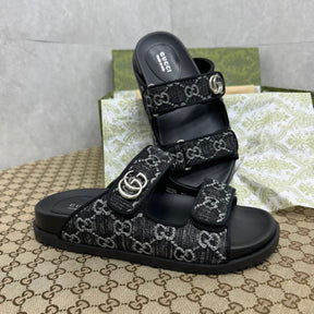 GG Slider Sandal with Double in black with gray details